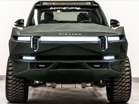 Used 2022 Rivian R1T Adventure image 23