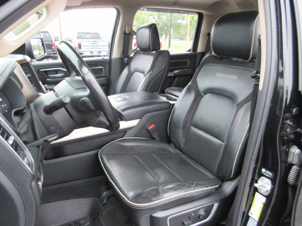 Used 2021 RAM 1500 Laramie AWD/4WD image 19