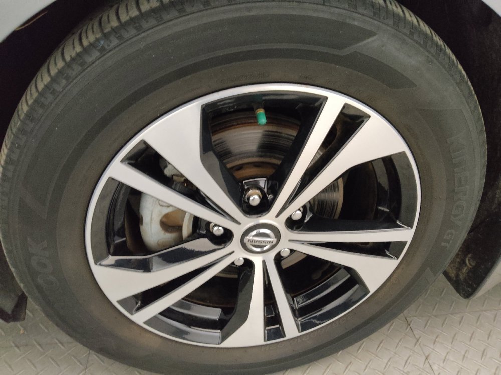 Used 2020 Nissan Sentra SV w/ Trunk Package FWD image 31