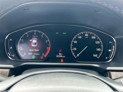 Used 2018 Honda Accord Touring image 12