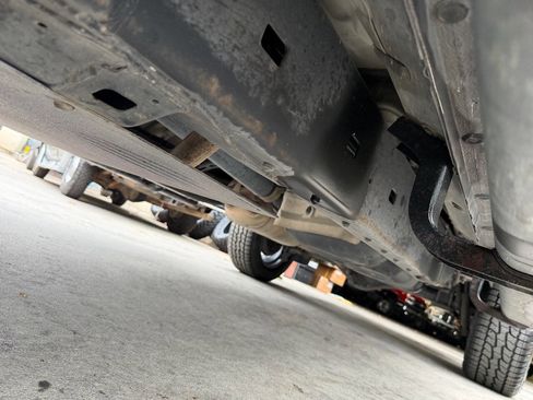 Used 2014 Toyota Tundra SR5 w/ SR5 Upgrade Package image 29