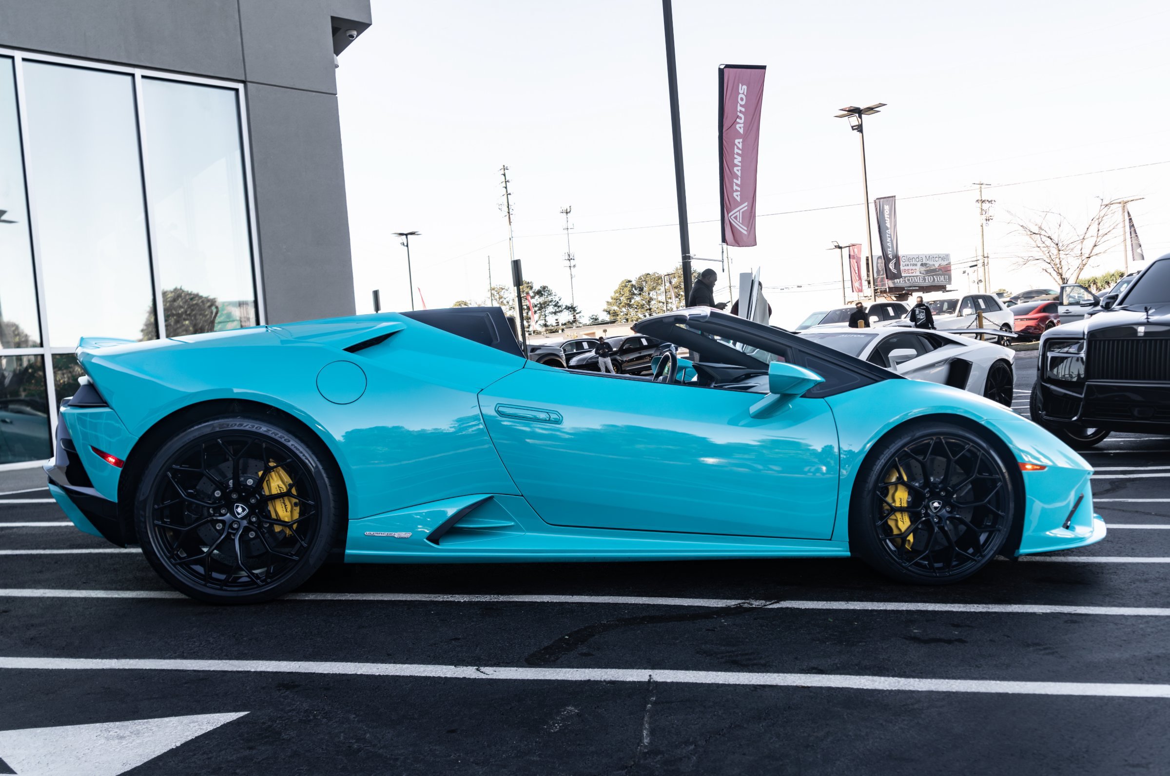 Used 2023 Lamborghini Huracan EVO RWD image 11