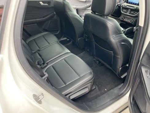 Used 2022 Ford Escape Titanium w/ Class II Trailer Tow Package image 16