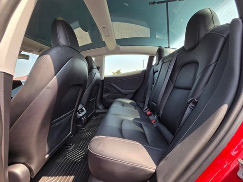 Used 2018 Tesla Model 3 Long Range AWD/4WD image 25