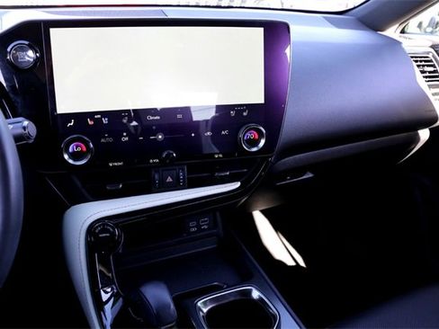Used 2023 Lexus NX 350 350 Premium image 16