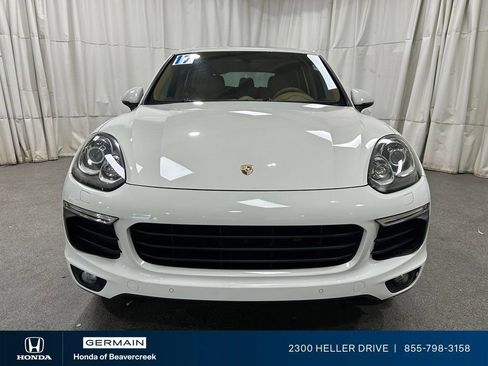 Used 2017 Porsche Cayenne AWD/4WD image 3