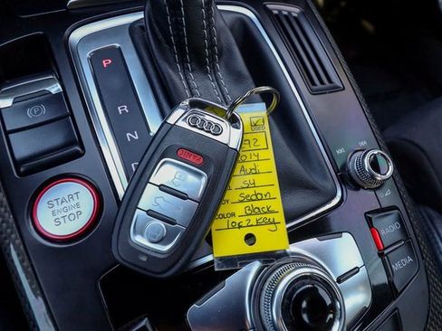 Used 2014 Audi S4 Prestige image 11