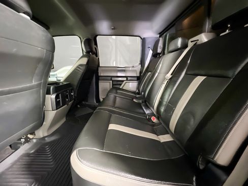 Used 2016 Ford F150 XLT w/ Equipment Group 302A Luxury AWD/4WD image 27