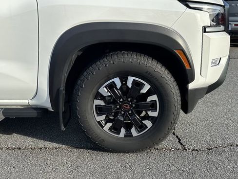 Certified 2024 Nissan Frontier Pro-X image 13
