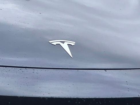 Used 2024 Tesla Model 3 AWD/4WD image 2
