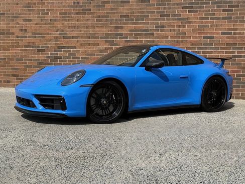 Certified 2022 Porsche 911 Carrera 4 GTS image 1