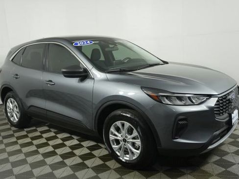 Certified 2024 Ford Escape Active image 2