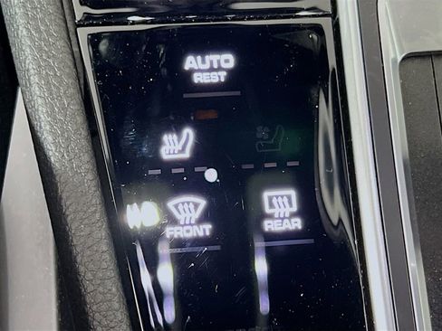 Certified 2023 Porsche Cayenne image 22