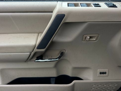 Used 2008 Nissan Titan LE image 10