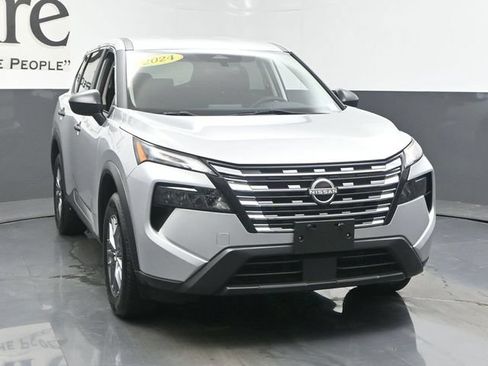 Used 2024 Nissan Rogue S AWD/4WD image 52
