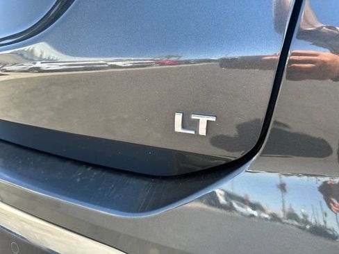 Used 2019 Chevrolet Equinox LT w/ Sun & Navigation Package FWD image 31