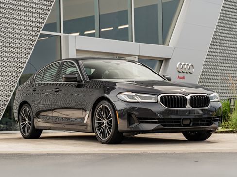 Used 2023 BMW 540i xDrive w/ Premium Package AWD/4WD image 1