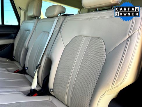 Used 2024 Ford Expedition Max Limited image 18