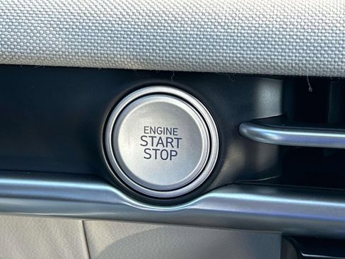 New 2026 Hyundai Tucson Limited image 31