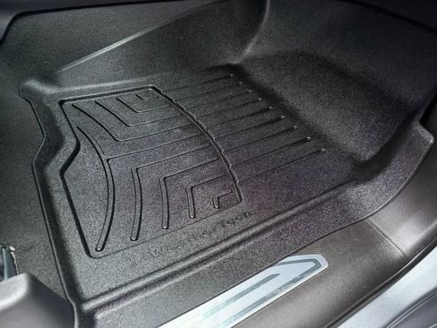 Used 2021 GMC Sierra 1500 SLT image 24