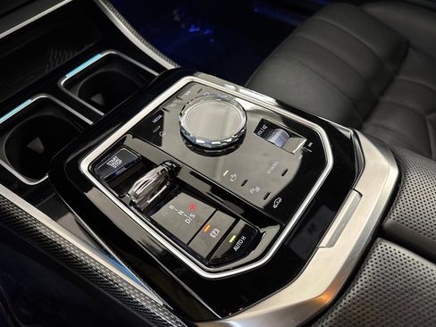 Certified 2023 BMW 740i w/ Parking Assistance Package RWD image 19