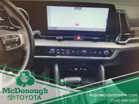 Used 2023 Kia Sportage SX FWD image 14