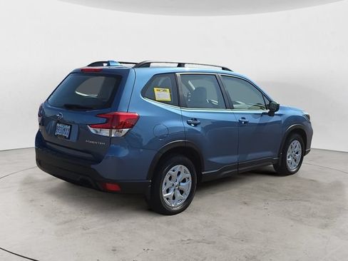 Used 2021 Subaru Forester AWD/4WD image 5