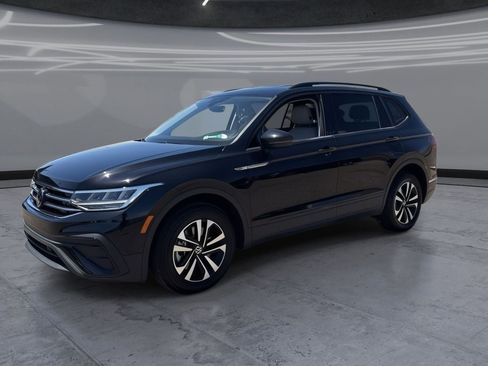 Used 2024 Volkswagen Tiguan S FWD image 3
