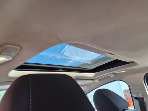 Used 2012 Ford Focus SE image 10