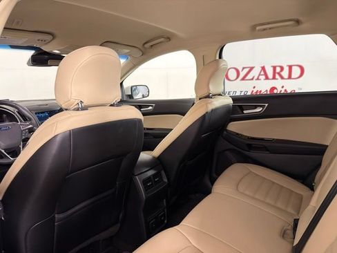 Used 2019 Ford Edge SEL w/ Equipment Group 201A FWD image 14