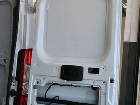 Used 2023 RAM ProMaster 2500 FWD image 12
