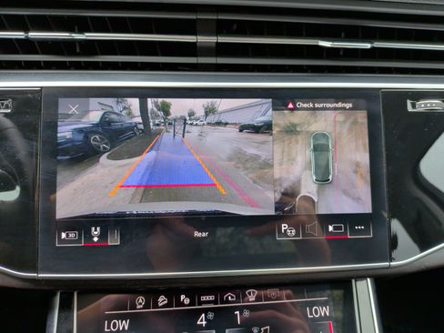 Used 2023 Audi Q7 3.0T Prestige w/ Prestige Package image 25