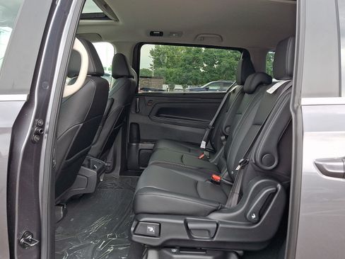 New 2026 Honda Odyssey EX-L image 5