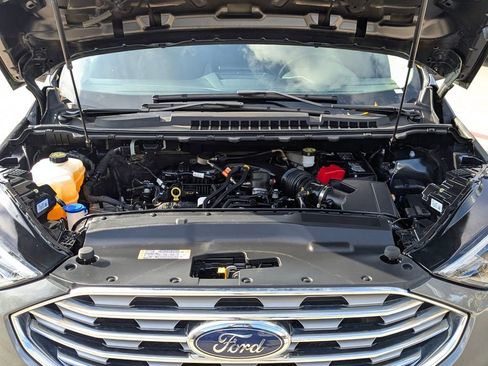 Used 2024 Ford Edge Titanium image 28