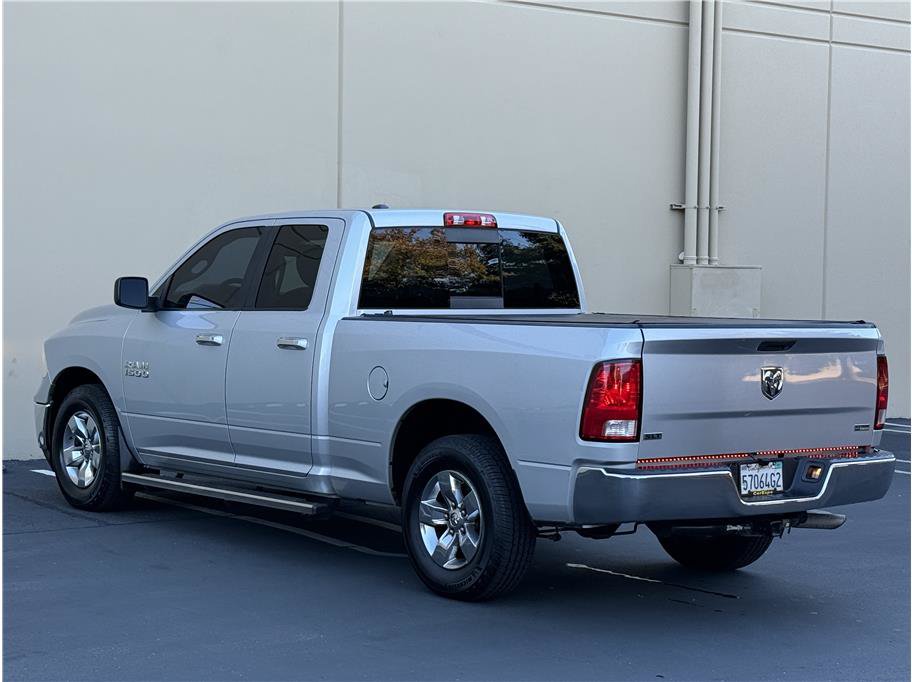 Used 2017 RAM 1500 Classic SLT RWD image 4
