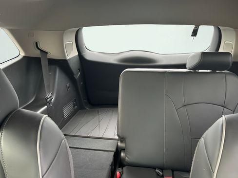 Used 2019 Buick Enclave Avenir w/ Avenir Technology Package AWD/4WD image 22