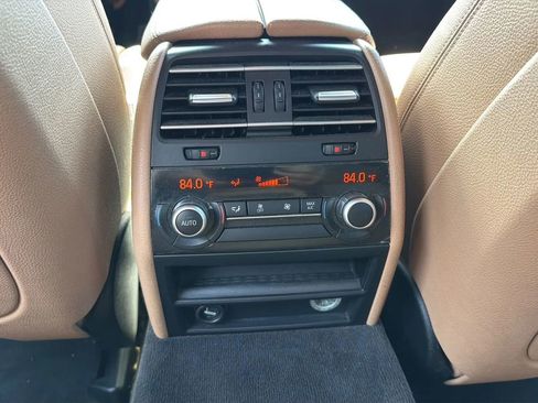 Used 2015 BMW 740Li image 17