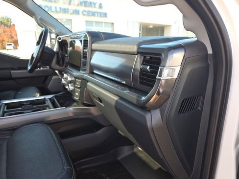Used 2023 Ford F250 Lariat w/ Lariat Ultimate Package image 41