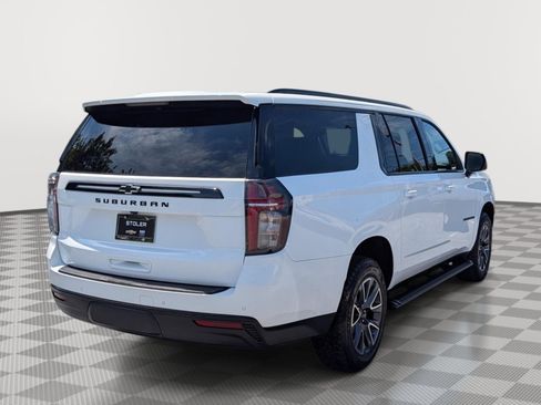 Used 2023 Chevrolet Suburban Z71 w/ Luxury Package AWD/4WD image 5