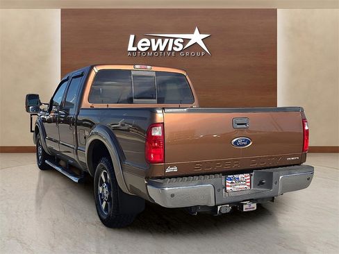 Used 2012 Ford F250 Lariat w/ Camper Pkg image 3