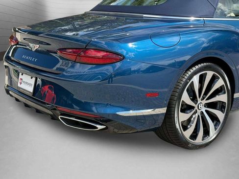 New 2026 Bentley Continental GTC AWD/4WD image 13