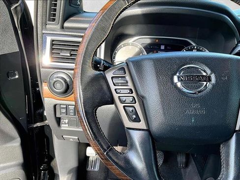 Used 2021 Nissan Titan Platinum Reserve w/ Moonroof Package AWD/4WD image 18