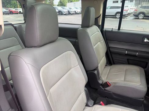 Used 2016 Ford Flex SEL w/ Equipment Group 202A AWD/4WD image 36