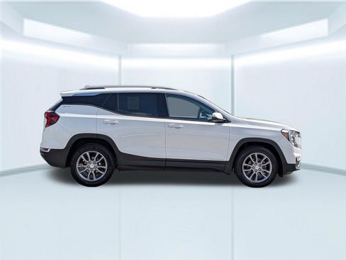 Used 2023 GMC Terrain SLT FWD image 7