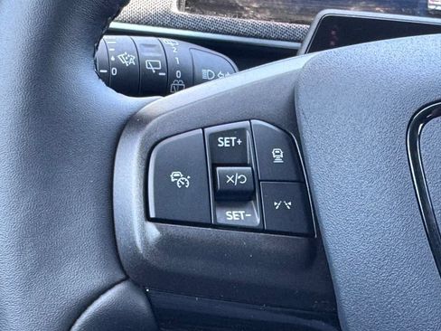 Used 2025 Ford Mustang Mach-E Premium AWD/4WD image 27