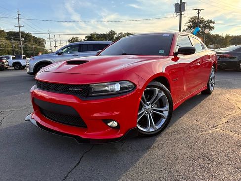 Used 2021 Dodge Charger R/T RWD image 12