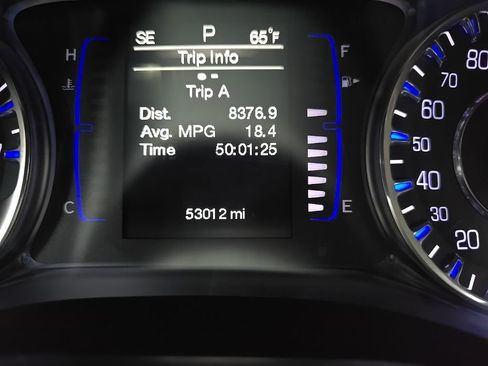 Used 2015 Chrysler 200 Limited w/ Convenience Group FWD image 22