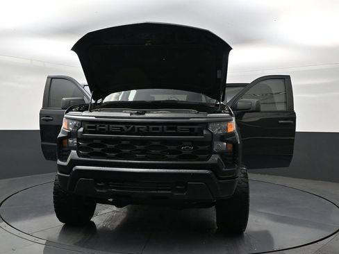 Used 2025 Chevrolet Silverado 1500 Custom w/ Turbomax Blackout Package RWD image 32