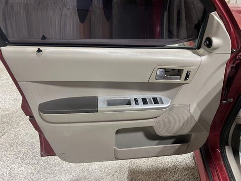 Used 2008 Mercury Mariner 4WD V6 image 15