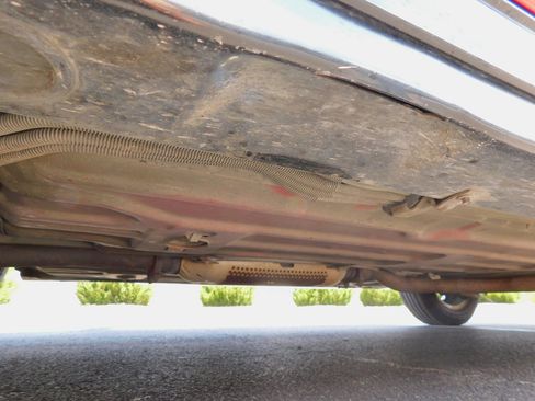 Used 1992 Pontiac Sunbird SE image 26